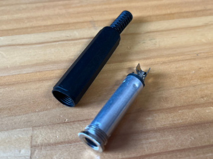 Exemple de connecteur 1/4 de pouce